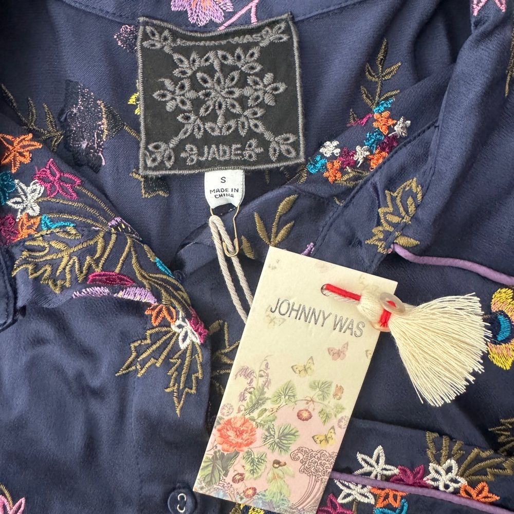 Johnny Was Embroidered Pajama Set - Picture 5 of 8